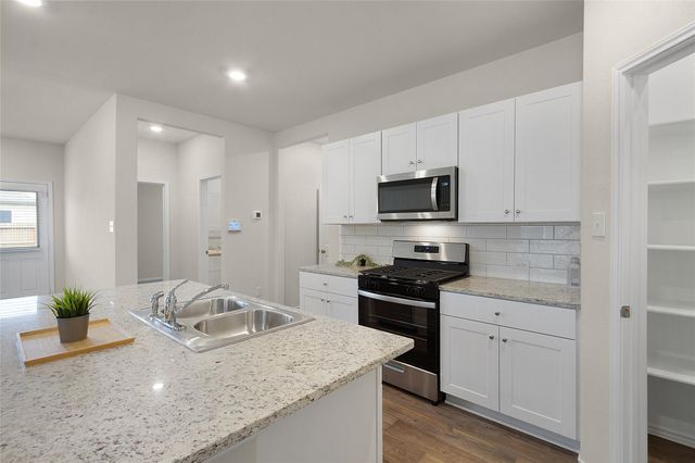 2838 Wolfcreek, New Braunfels, TX 78130