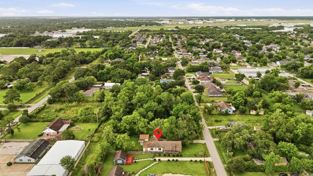 9318 Klondike Street, Houston, TX 77075