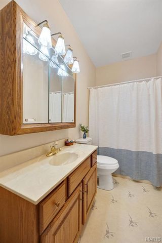 640 N 3rd Street, Ste Genevieve, MO 63670