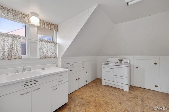 640 N 3rd Street, Ste Genevieve, MO 63670