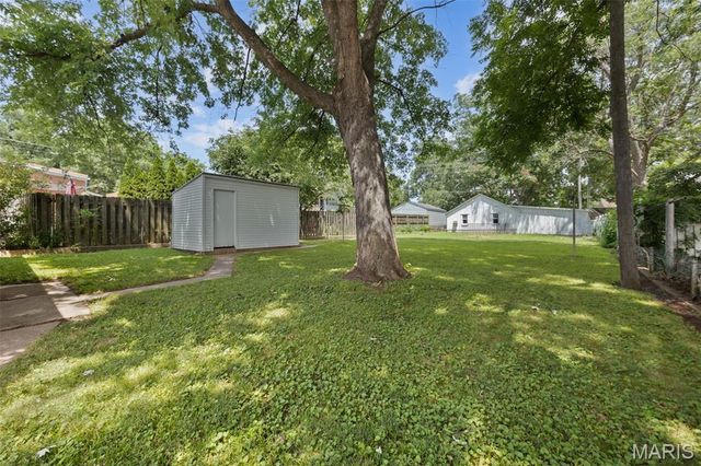 640 N 3rd Street, Ste Genevieve, MO 63670