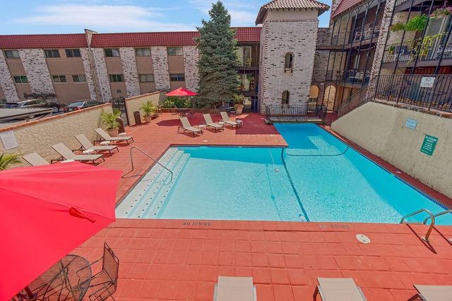 5013 Walnut Street C, Kansas City, MO 64112