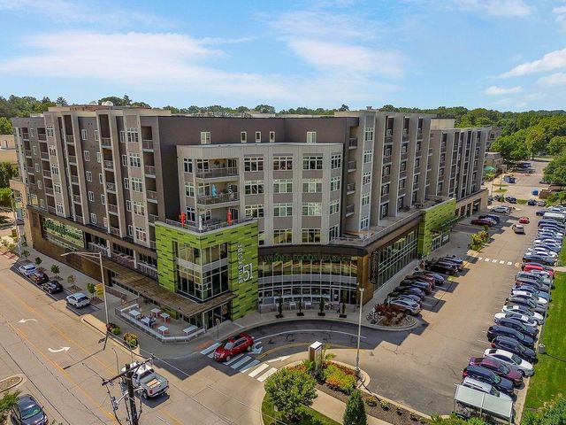 5013 Walnut Street C, Kansas City, MO 64112