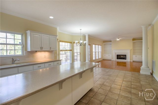 8 Lee Hall Drive, Savannah, GA 31419