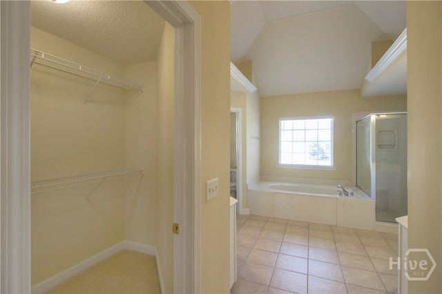 8 Lee Hall Drive, Savannah, GA 31419