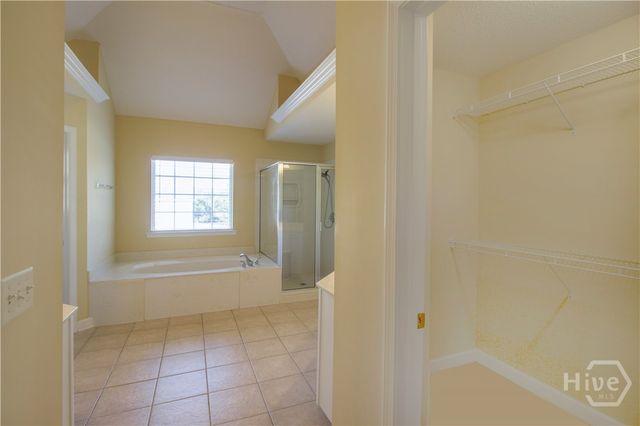 8 Lee Hall Drive, Savannah, GA 31419