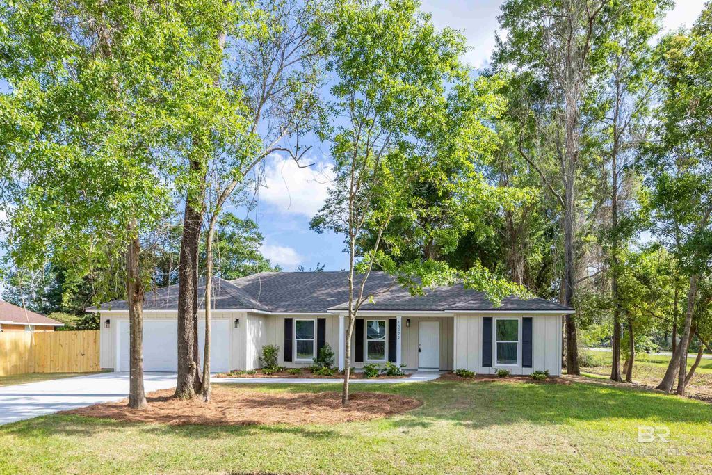 15022 Julieann Lane, Silverhill, AL 36576