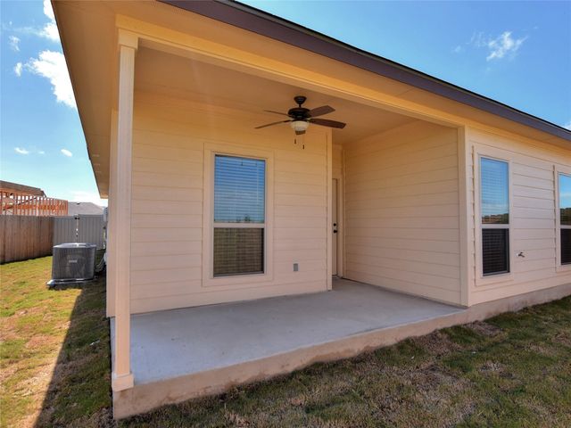 517 Jack Rabbit LN B, Buda, TX 78610