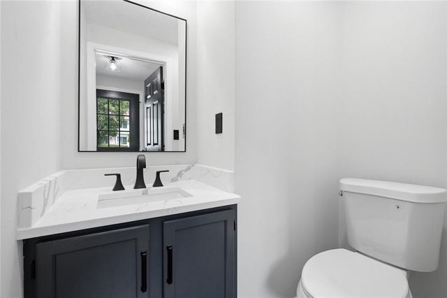 2085 Fairways Court NW, Kennesaw, GA 30144