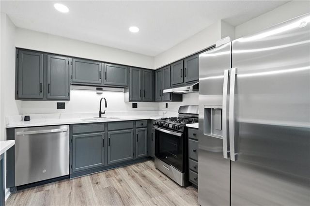 2085 Fairways Court NW, Kennesaw, GA 30144