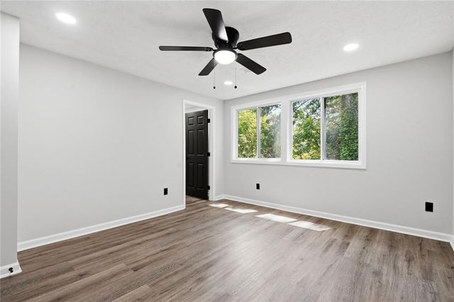 2085 Fairways Court NW, Kennesaw, GA 30144