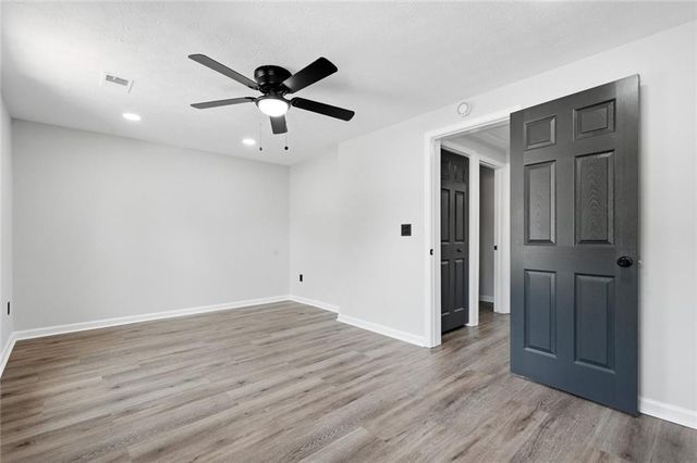 2085 Fairways Court NW, Kennesaw, GA 30144