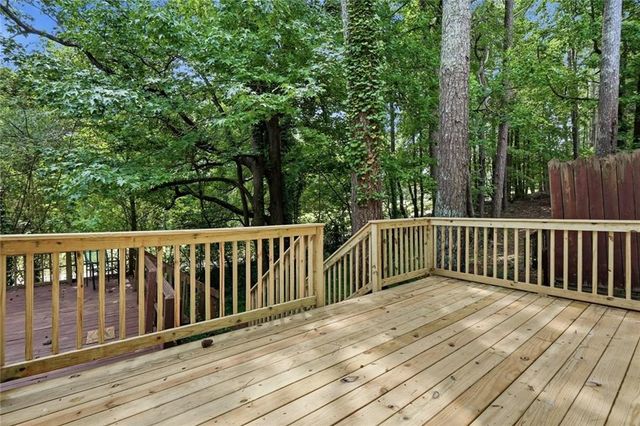 2085 Fairways Court NW, Kennesaw, GA 30144