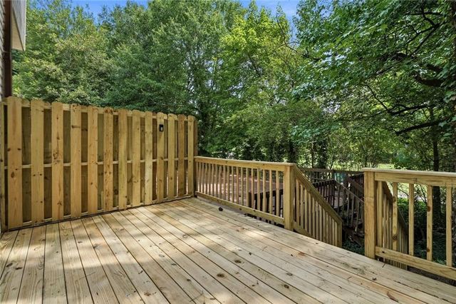 2085 Fairways Court NW, Kennesaw, GA 30144