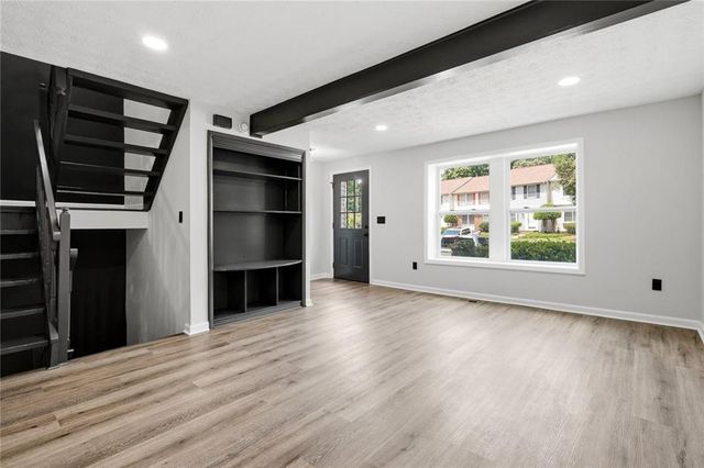 2085 Fairways Court NW, Kennesaw, GA 30144