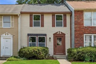 2085 Fairways Court NW, Kennesaw, GA 30144