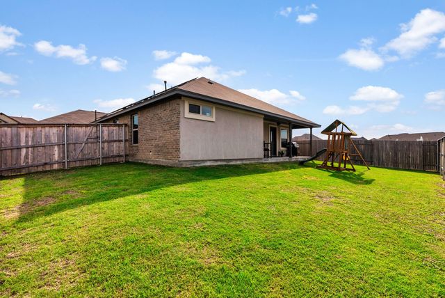 143 Dogvane CIR, Kyle, TX 78640