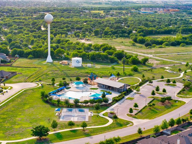 143 Dogvane CIR, Kyle, TX 78640