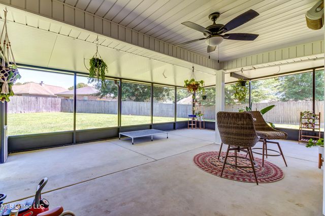 13745 Lawton Lane, Gulfport, MS 39503