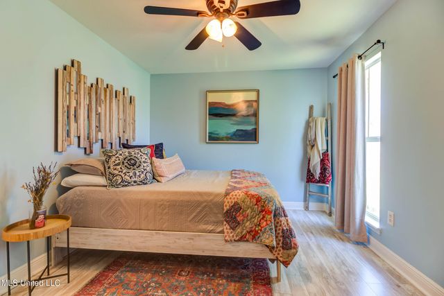 13745 Lawton Lane, Gulfport, MS 39503