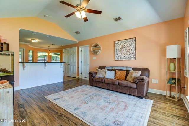 13745 Lawton Lane, Gulfport, MS 39503