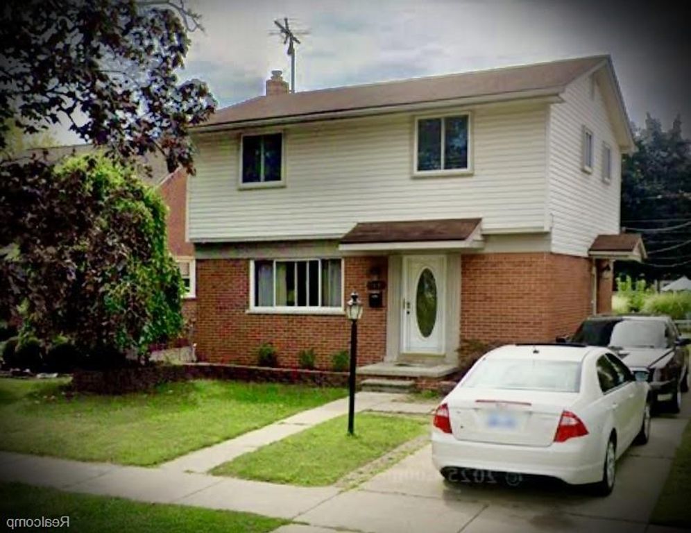 12806 Catalpa Street, Southgate, MI 48195