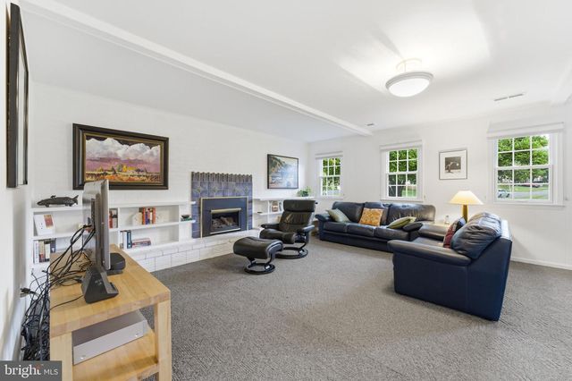 14924 BAUER DR, Rockville, MD 20853
