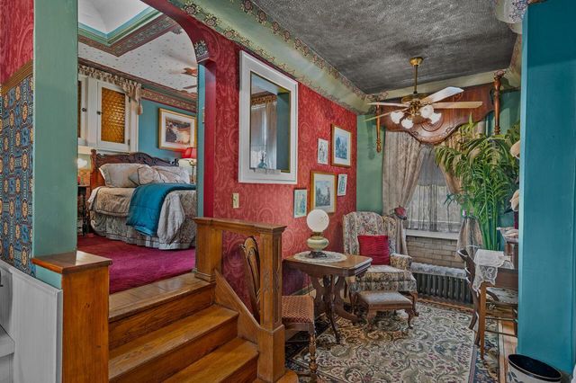 3209 W Wells STREET, Milwaukee, WI 53208