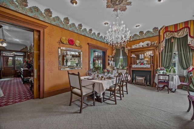 3209 W Wells STREET, Milwaukee, WI 53208