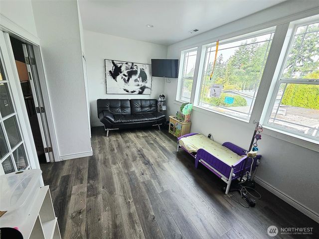 13711 Vickery Avenue E, Tacoma, WA 98446