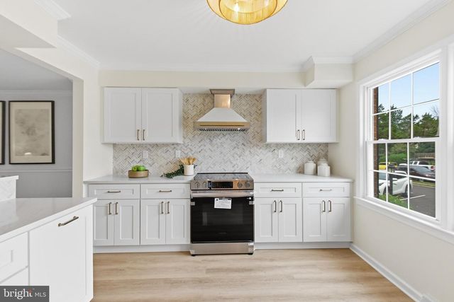 9103 BARRICK ST, Fairfax, VA 22031