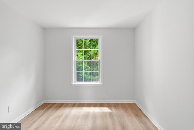 9103 BARRICK ST, Fairfax, VA 22031