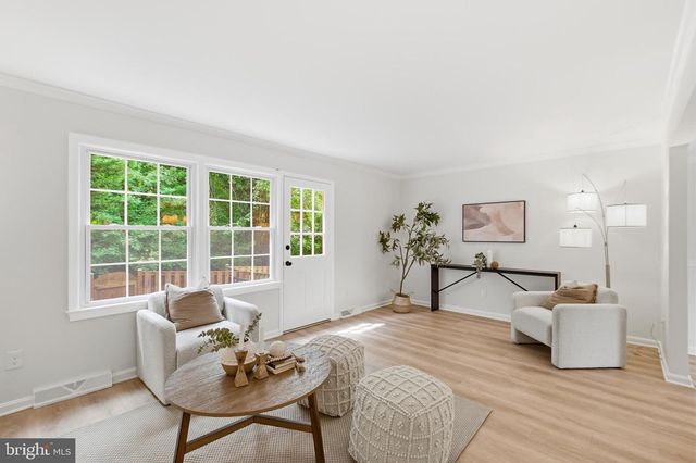 9103 BARRICK ST, Fairfax, VA 22031