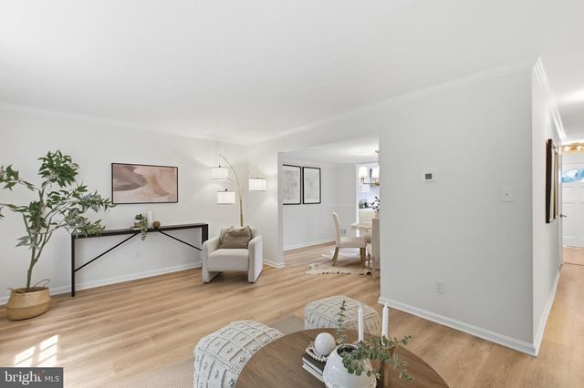 9103 BARRICK ST, Fairfax, VA 22031