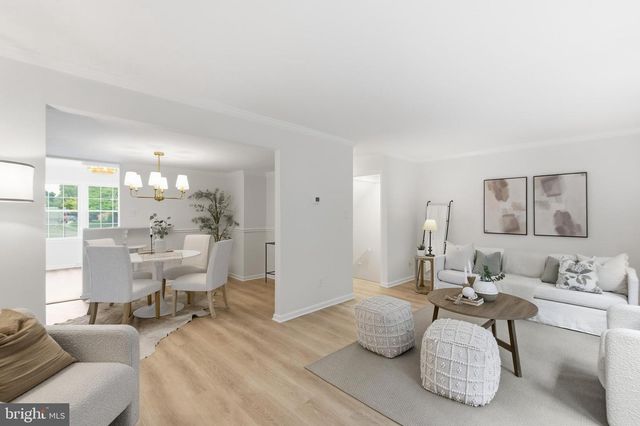 9103 BARRICK ST, Fairfax, VA 22031