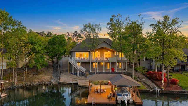 1 Levantino Place, Hot Springs Village, AR 71909