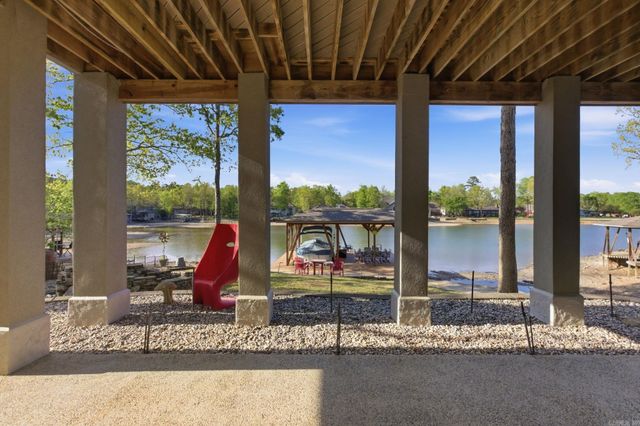 1 Levantino Place, Hot Springs Village, AR 71909
