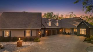 1 Levantino Place, Hot Springs Village, AR 71909