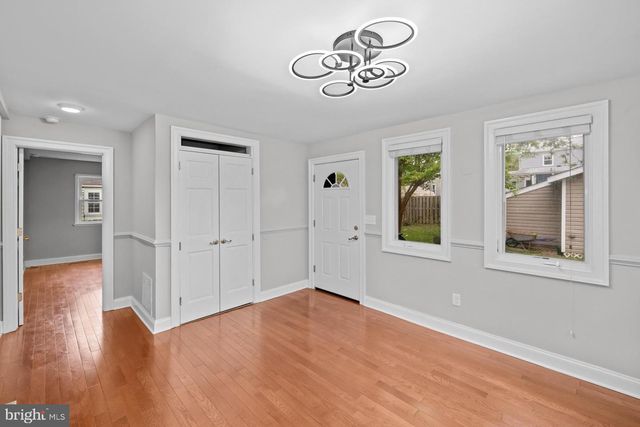 9728 53RD AVE, College Park, MD 20740