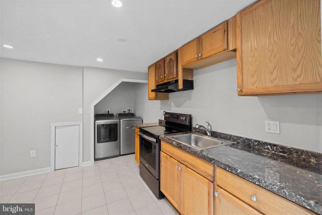 9728 53RD AVE, College Park, MD 20740