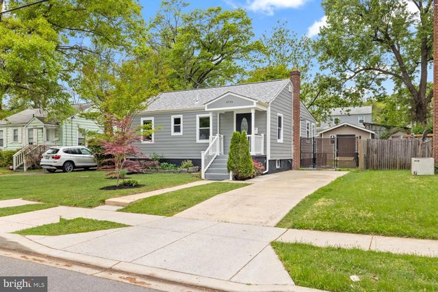 9728 53RD AVE, College Park, MD 20740