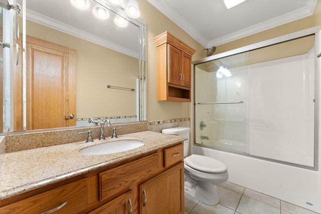 405 Galway Drive, Valparaiso, IN 46385