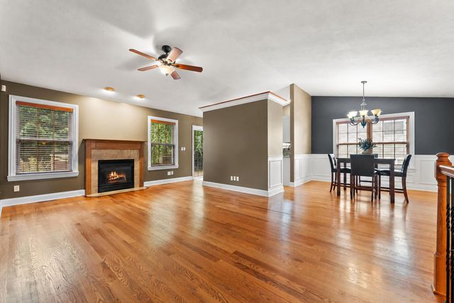 405 Galway Drive, Valparaiso, IN 46385