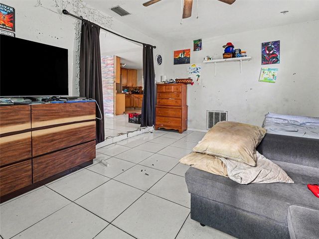 415 OAKMOUNT ROAD, Clearwater, FL 33765