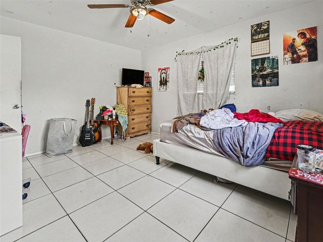 415 OAKMOUNT ROAD, Clearwater, FL 33765