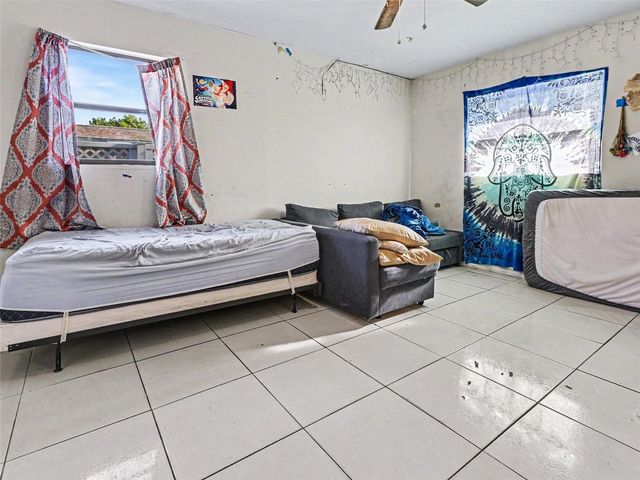 415 OAKMOUNT ROAD, Clearwater, FL 33765