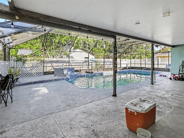 415 OAKMOUNT ROAD, Clearwater, FL 33765