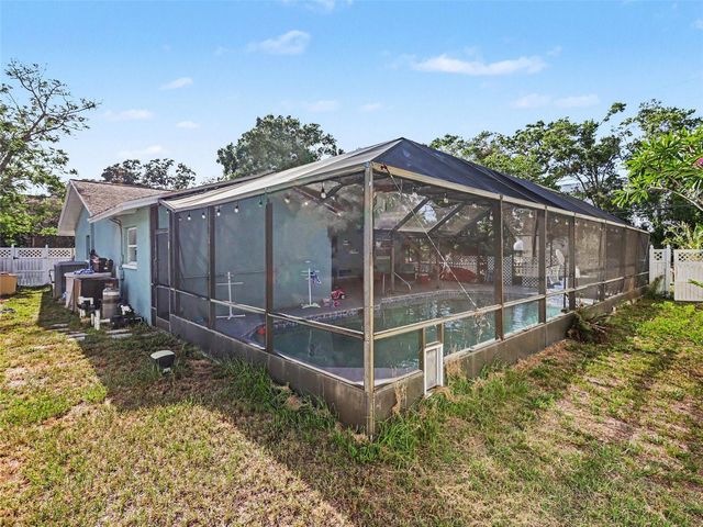 415 OAKMOUNT ROAD, Clearwater, FL 33765