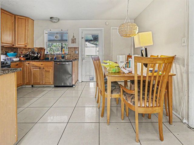 415 OAKMOUNT ROAD, Clearwater, FL 33765