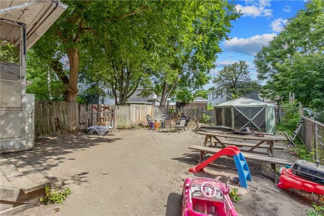 212 Lakeview Avenue, Syracuse, NY 13204